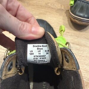 Sperry duck boots Boys - size 12